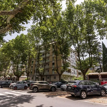 Le Bon'eur Daire Roma